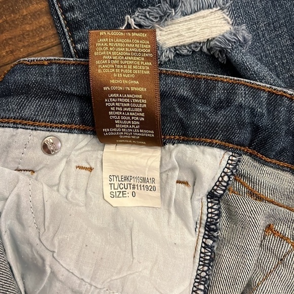 KUT from the KLOTH Asher Ankle Straight Leg Women's Size 0 Distressed Jeans - Picture 9 of 17